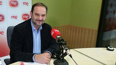 Las mañanas de RNE - José Luis Ábalos (PSOE): "Lo importante no es con quien pactemos sino aceptar las reglas democráticas" - Escuchar ahora