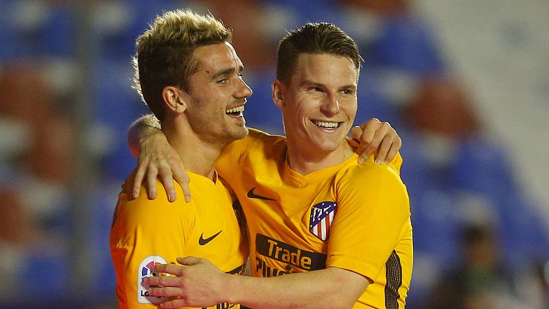 Gameiro y Griezmann devuelven la sonrisa al Atlético de Madrid