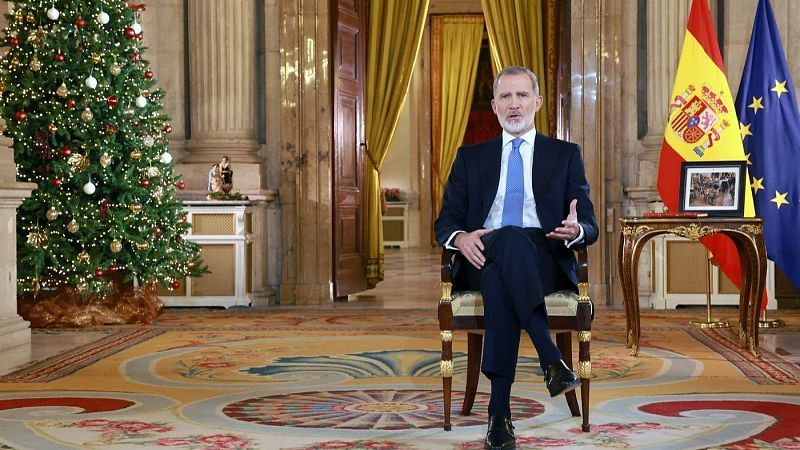 El rey cambia la Zarzuela por el Palacio Real para el mensaje navideño en su décimo año de reinado