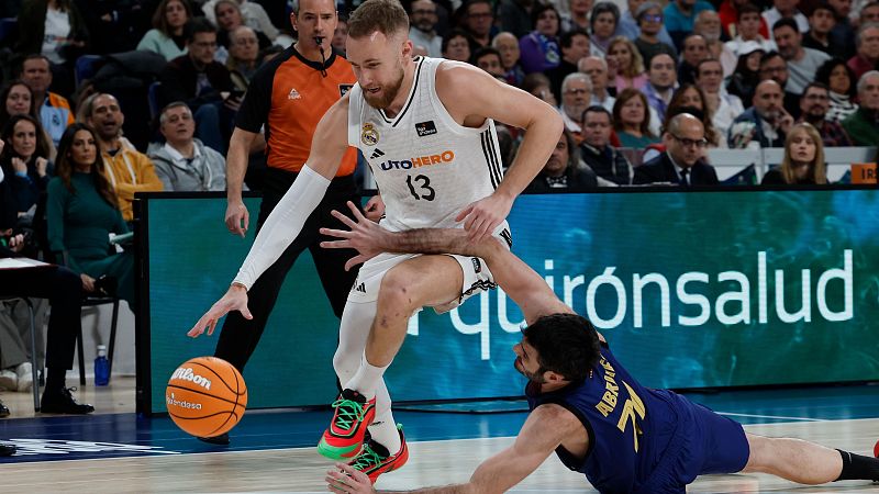 El Madrid gana un clsico igualado y el Bara se complica en la ACB
