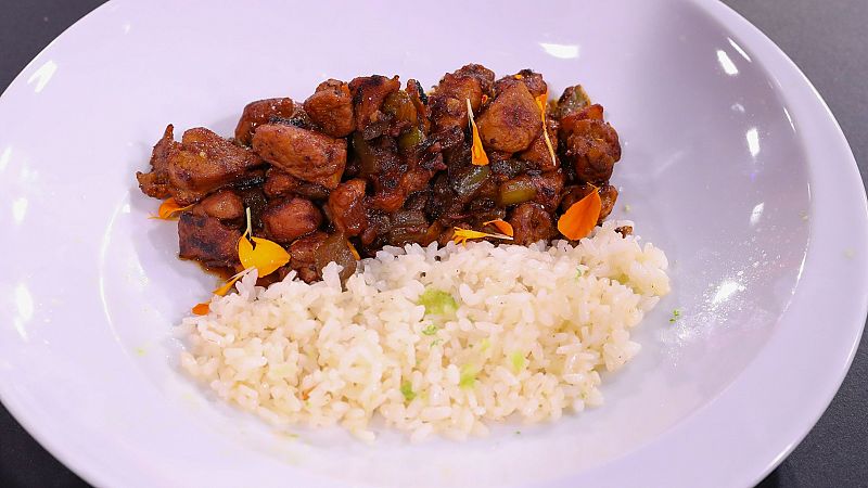 Receta de pavo en salsa de achiote con arroz aromatizado de Sophie y Marce en MasterChef Junior 11