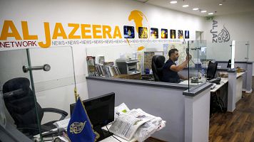 La Autoridad Palestina corta la retransmisin de Al Jazeera en Cisjordania por "incitar a la sedicin"