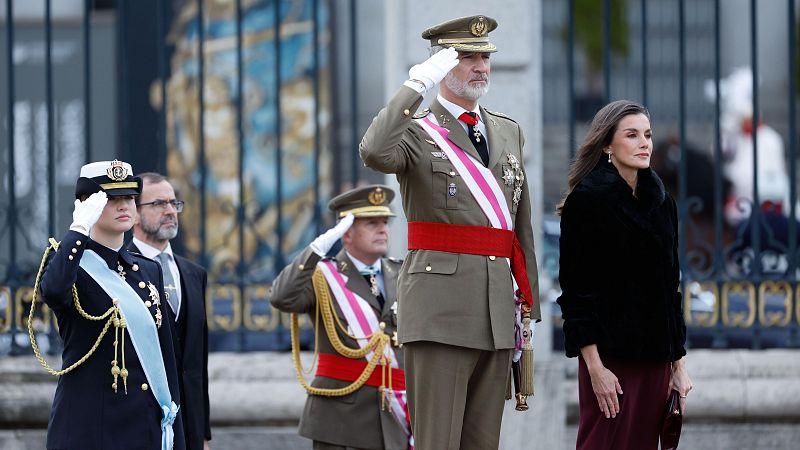 El rey felicita a las Fuerzas Armadas por su papel en la dana, la "mayor operacin militar en tiempo de paz"