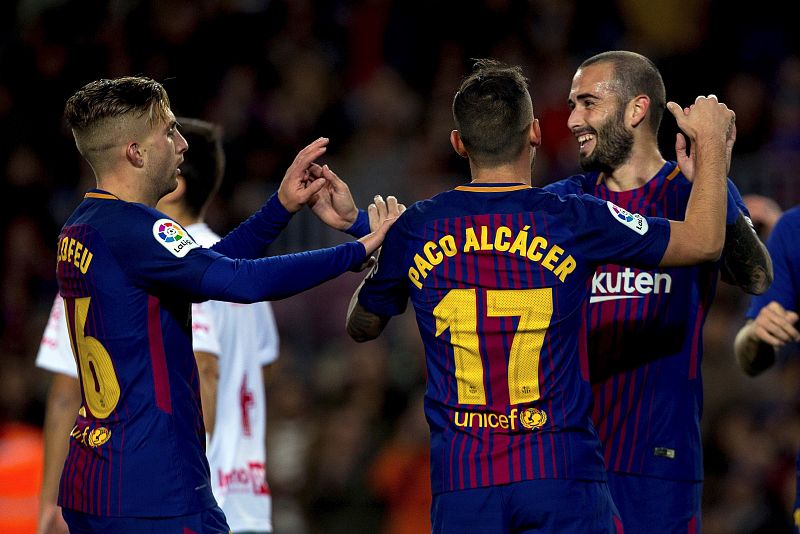 El Barça certifica el pase a octavos con una buena 'versión B'