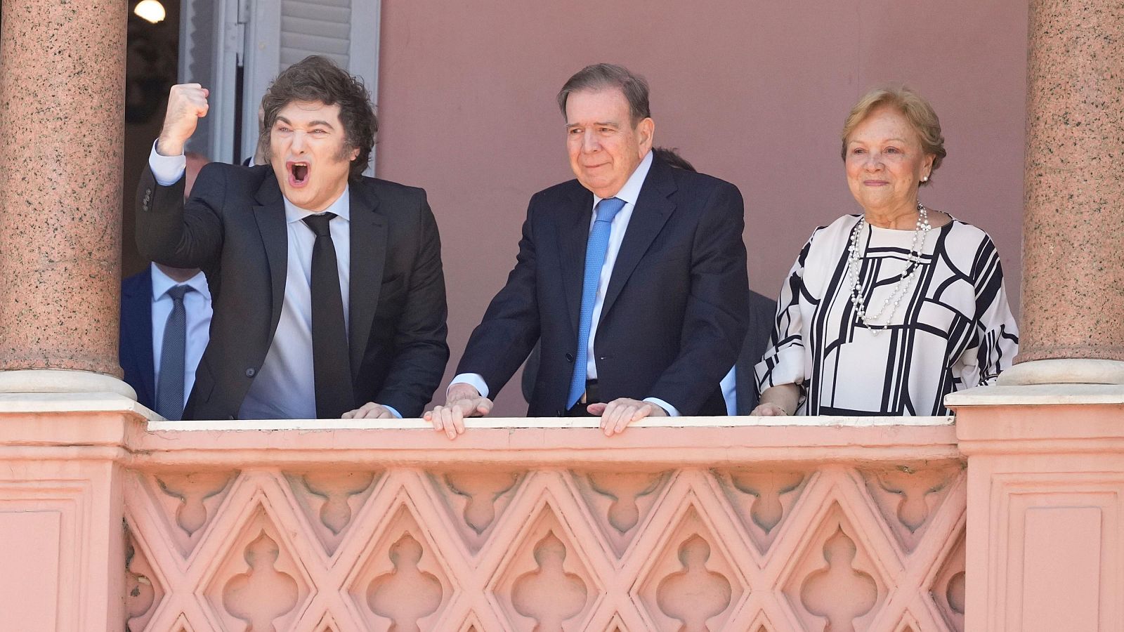 Edmundo González recoge el apoyo de Milei antes de la investidura | Ver