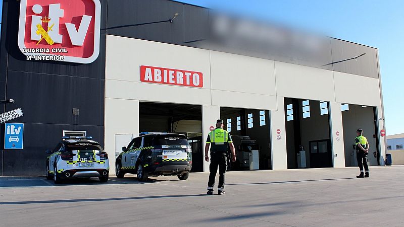 Once detenidos en un entramado delictivo que pasaba la ITV de coches con fallos técnicos en Murcia