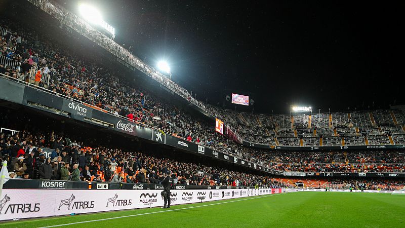 Detenidas tres personas por agredir a policías tras el partido entre el Valencia y el Real Madrid