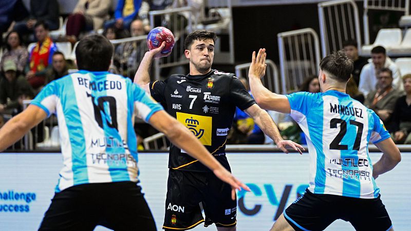 España aprueba ante Argentina el primer test antes del Mundial de balonmano