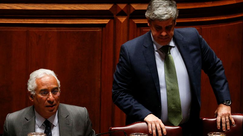 El portugués Centeno, favorito a presidir el Eurogrupo frente a los candidatos de Luxemburgo, Letonia y Eslovaquia