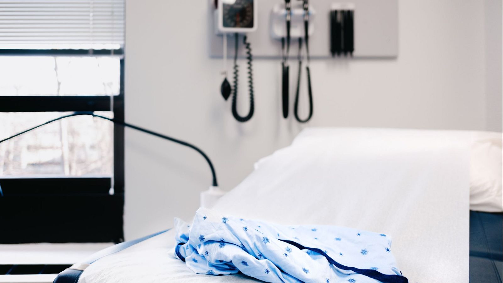 La ley contra el aborto de Portugal, de las más restrictivas de la UE - Telediario 2 | Ver