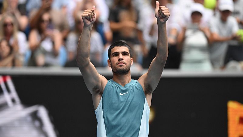 Carlos Alcaraz firma su set más rápido en un Grand Slam en su victoria sobre Nishioka en el Open de Australia 2025