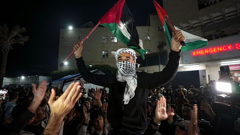 Gaza celebra el alto el fuego mientras las familias de los rehenes israelíes se concentran esperando su regreso