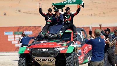 Yazeed Al Rajhi se proclama vencedor del Rally Dakar en coches y Sanders gana a Schareina en motos
