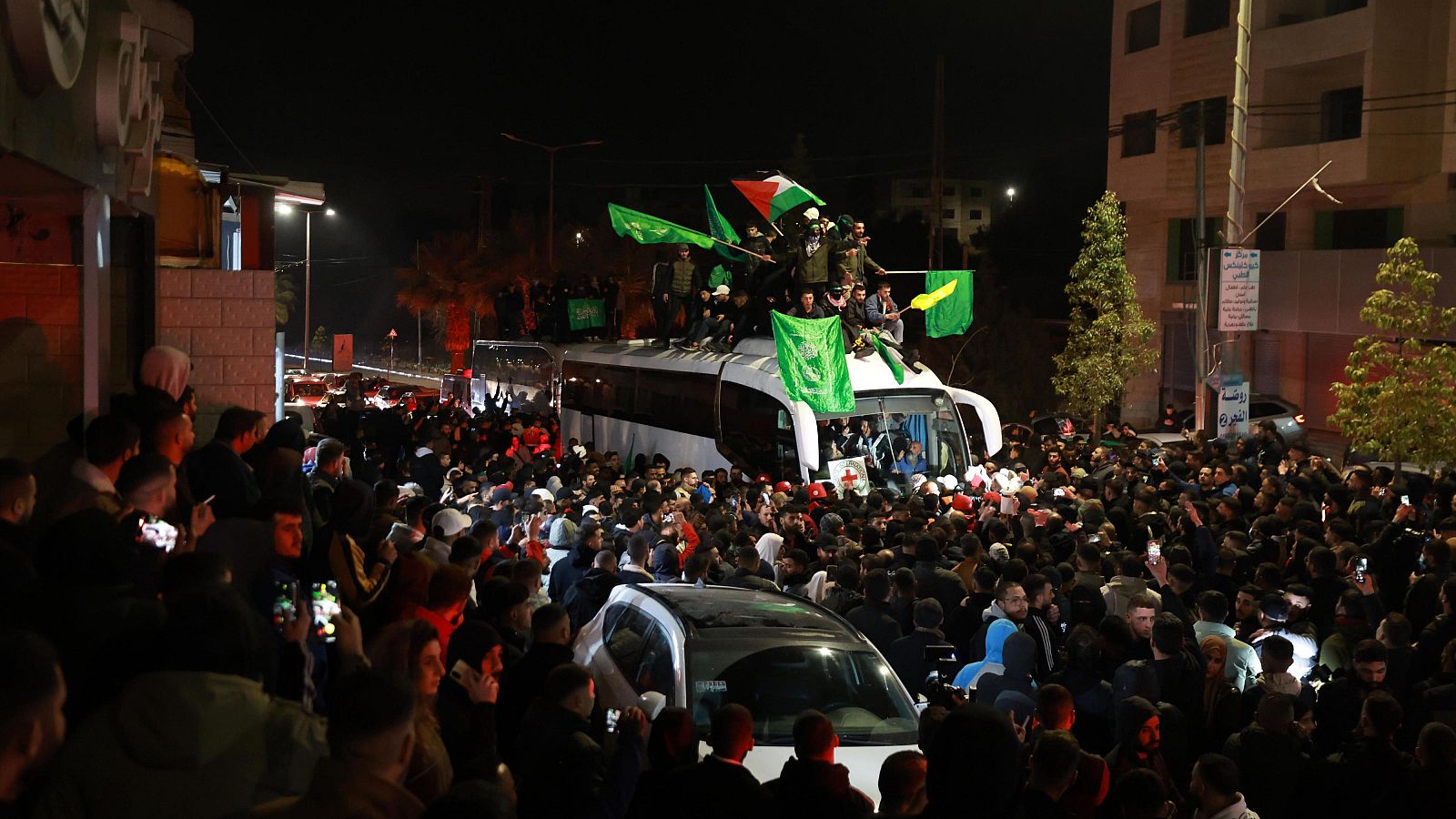 Alto el fuego en Gaza: 90 presos palestinos excarcelados denuncian abusos por parte de Israel - Telediario Internacional | Ver