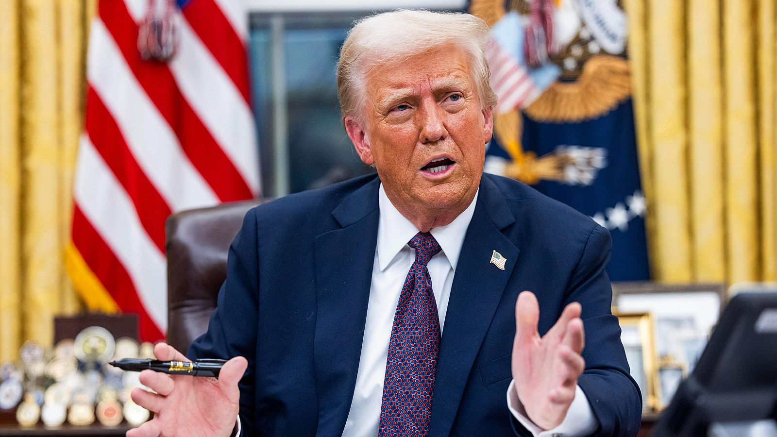 Trump confunde a España con un país de los BRICS y amenaza con aranceles del 100% - La hora de La 1 | Ver