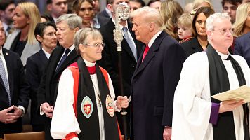 Trump exige disculpas a la obispa que le pidi "misericordia"