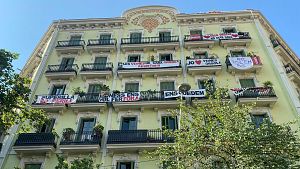 Faana de l'edifici Casa Orsola, a l'Esquerra de l'Eixample