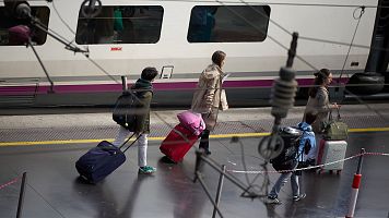 El Gobierno renueva los descuentos a los jvenes para viajar en autobs y tren por Espaa y Europa este verano