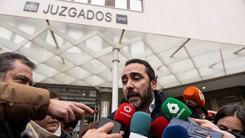 El juez del 'caso Hidrocarburos' imputa a la empresaria que dijo haber llevado 90.000 euros a Ferraz