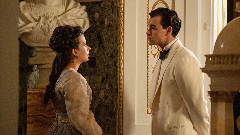 Avance de 'La Promesa' del viernes 31 de enero: Alonso se niega a dar dinero a Cruz para chantajear al fotógrafo