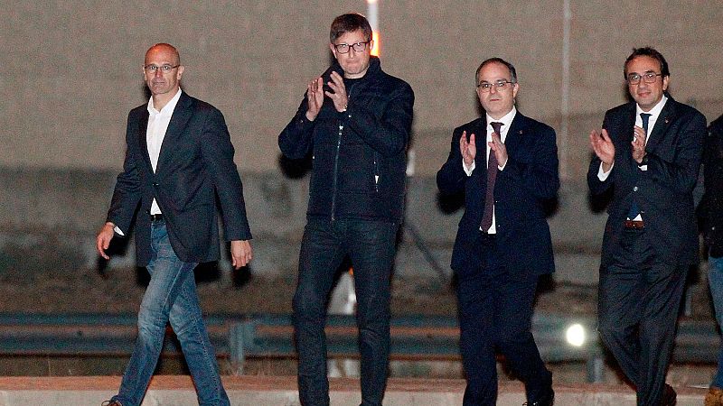 Romeva, Turull, Rull, Mundó, Bassa y Borràs salen de prisión tras abonar sus fianzas de 100.000 euros