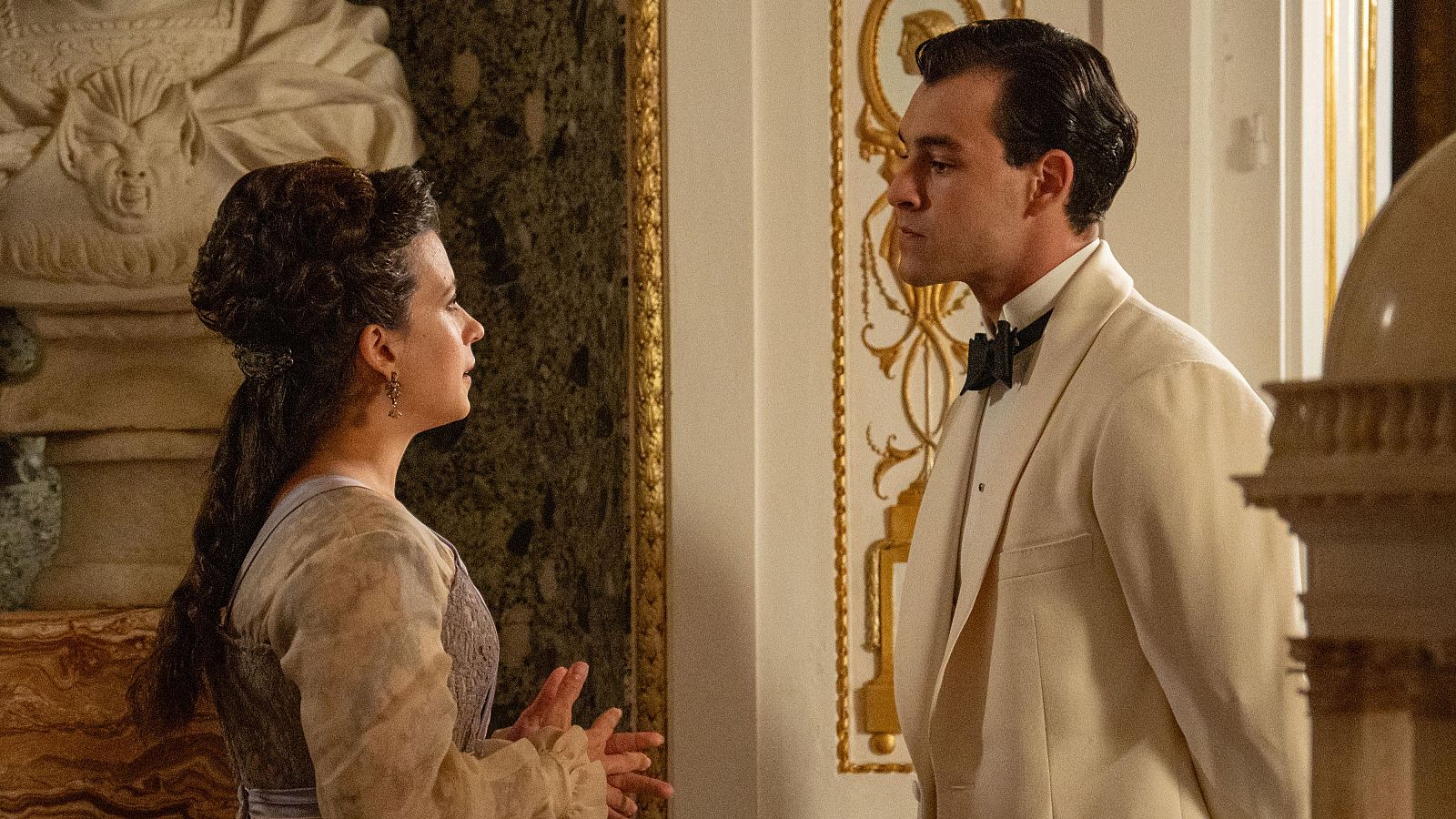 La Promesa: El reencuentro de Curro y Martina - La promesa | Ver