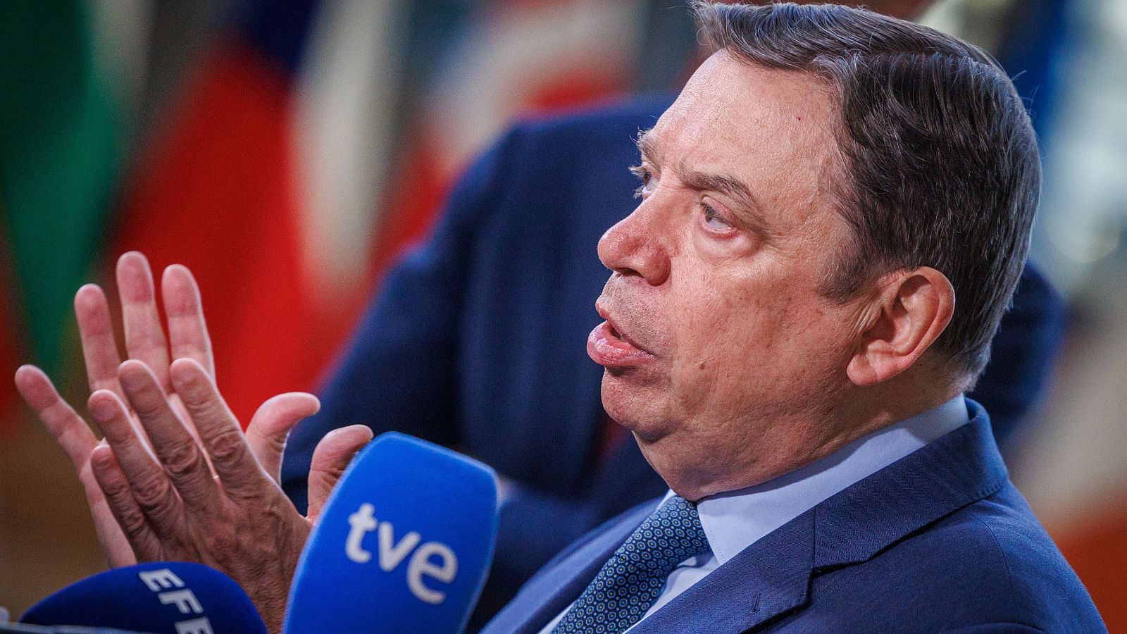 Planas asegura que el Gobierno habla con "todas las fuerzas" para aprobar el decreto ómnibus - La hora de La 1 | Ver