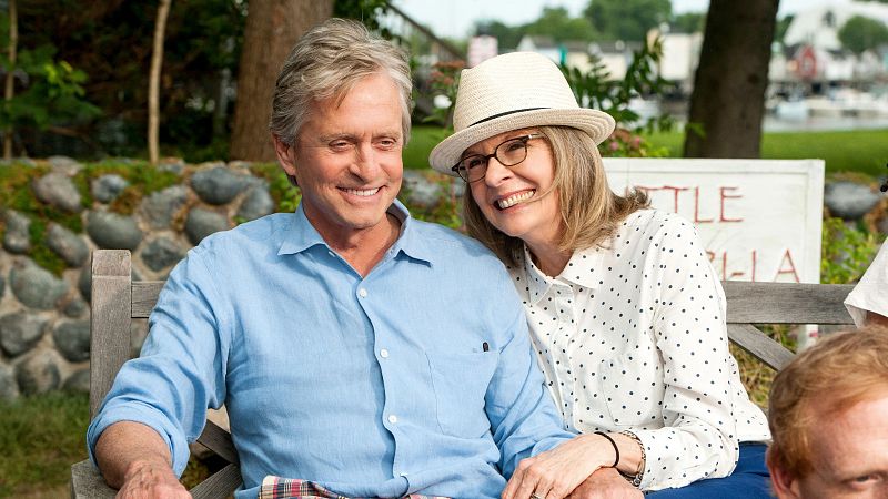 Michael Douglas y Diane Keaton sorprenden (y van a emocionarte) en esta comedia romántica