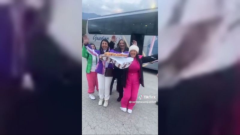 El pueblo italiano de Roccarasso, colapsado con miles de turistas tras la recomendación de una 'tiktoker'