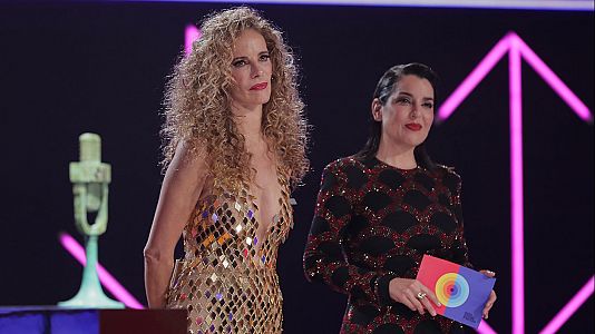 Paula Vzquez se emociona en el Benidorm Fest al acordarse de su padre fallecido en 2023