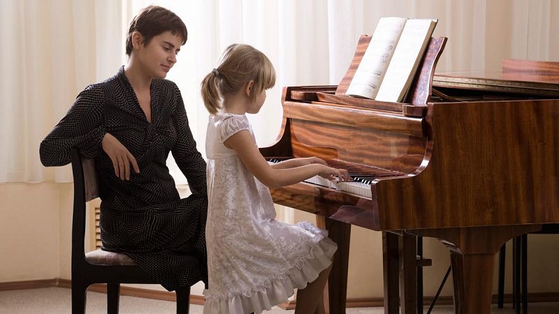 El cerebro de los músicos procesa mejor el habla