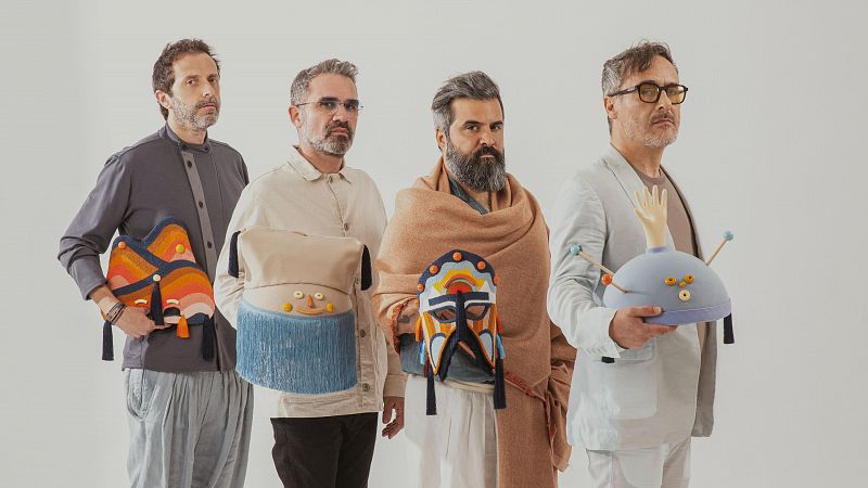 Homenaje a Love Of Lesbian en Cruïlla 2025