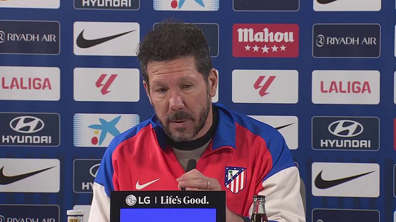 Simeone: "No estoy pensando cómo va a salir el árbitro, sino cómo vamos a salir nosotros"