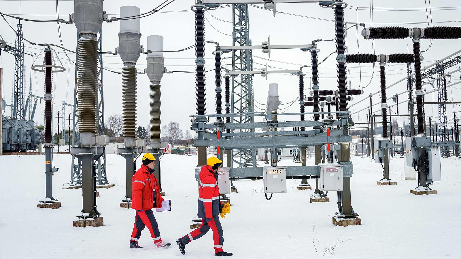 Los países bálticos se desconectan del sistema eléctrico ruso | Ver