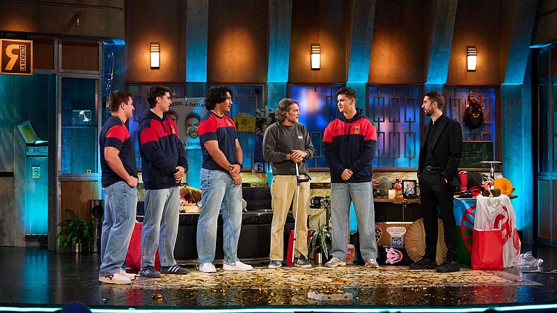 Salva Reina, ganador del Goya, y la selección masculina de rugby, en La Revuelta | Programa completo