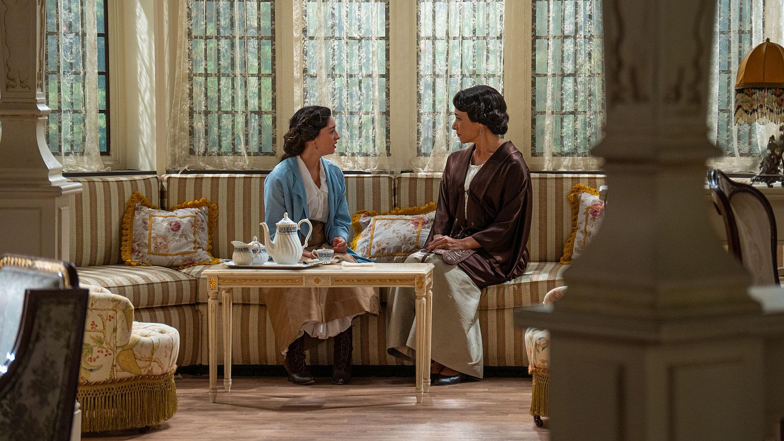 La Promesa: Leocadia no va a revelar quién es el padre de Ángela - La promesa | Ver