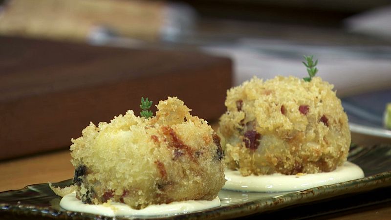 Croquetas de yuca y queso