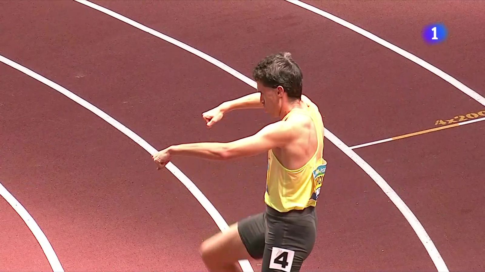 Mariano García arranca 'la moto' para ganar en los 800 metros - Los Deportes de La1 | Ver