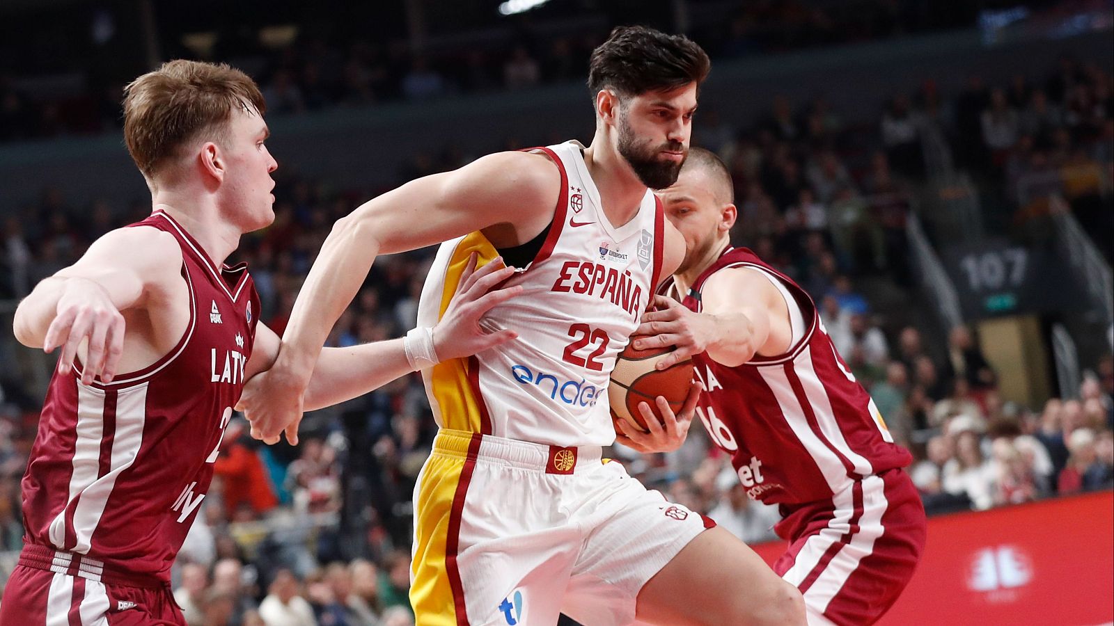 Letonia gana a España en la clasificación para el Eurobasket | Ver