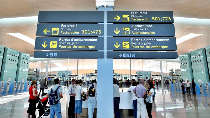 Huelga de trabajadores de Iberia en El Prat antes de Navidad