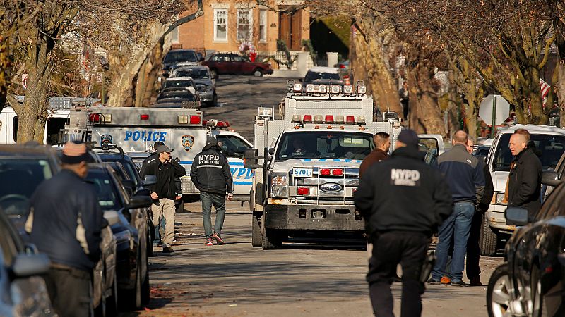 Cuatro heridos en un "intento de atentado terrorista" con explosivos en el centro de Nueva York