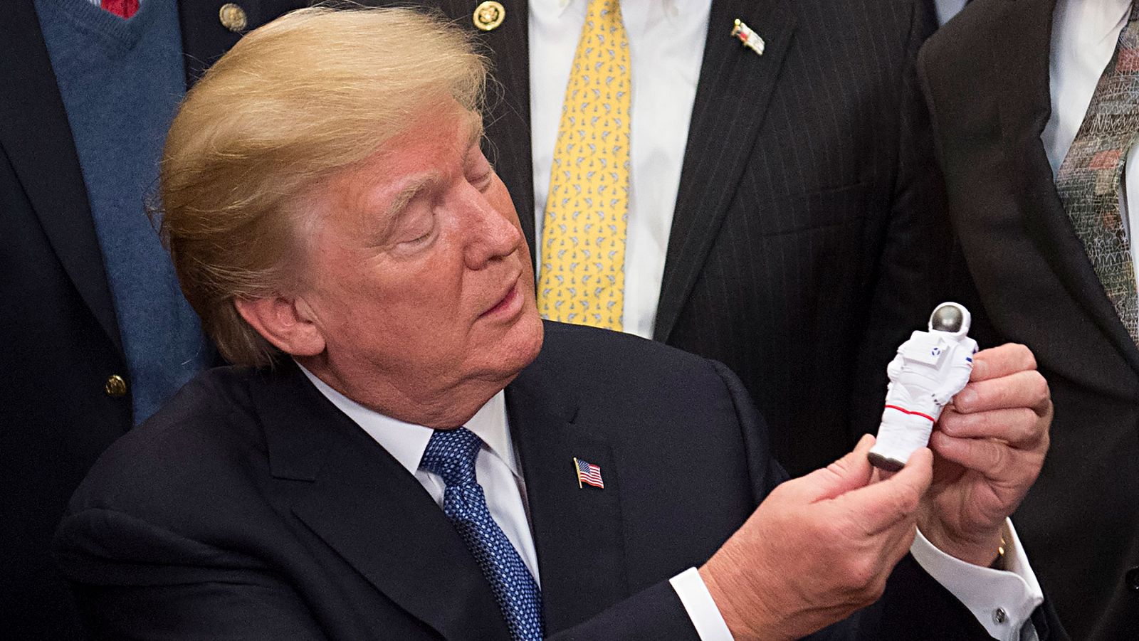 Trump volverá a enviar astronautas a la Luna para emprender la conquista de Marte