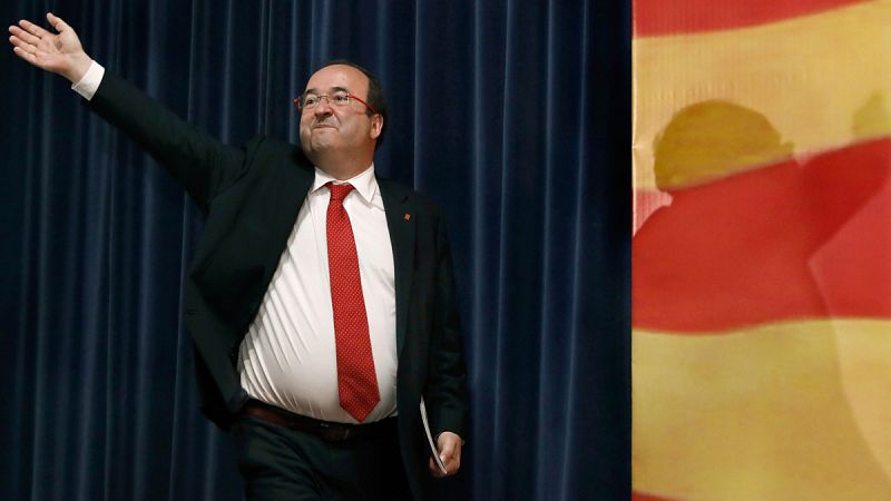 Iceta se ve capaz de resolver "en un año" 30 de las 46 demandas de Puigdemont a Rajoy