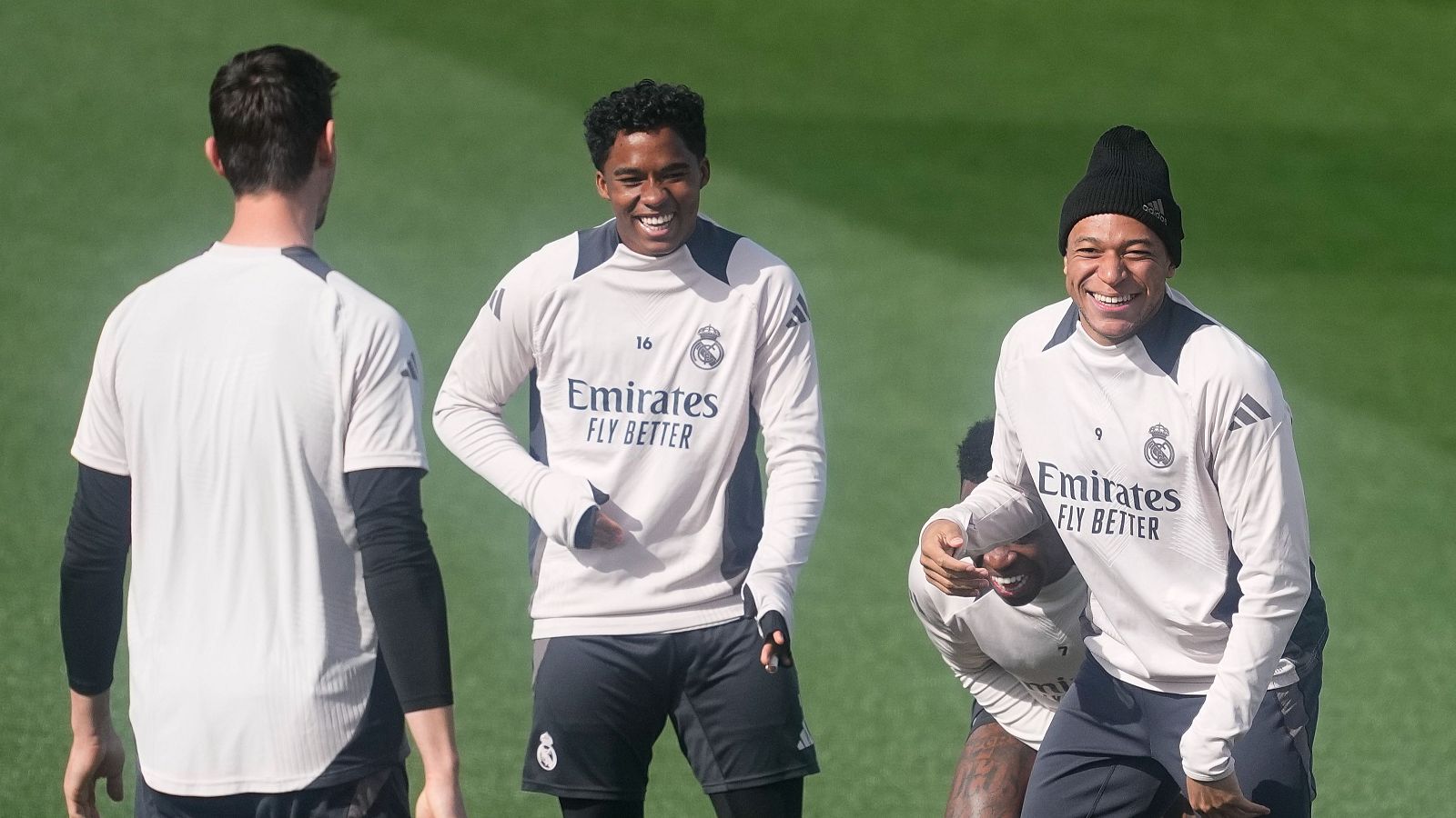 Real Madrid - City: los blancos defienden el gol de ventaja - Los Deportes de La1 | Ver