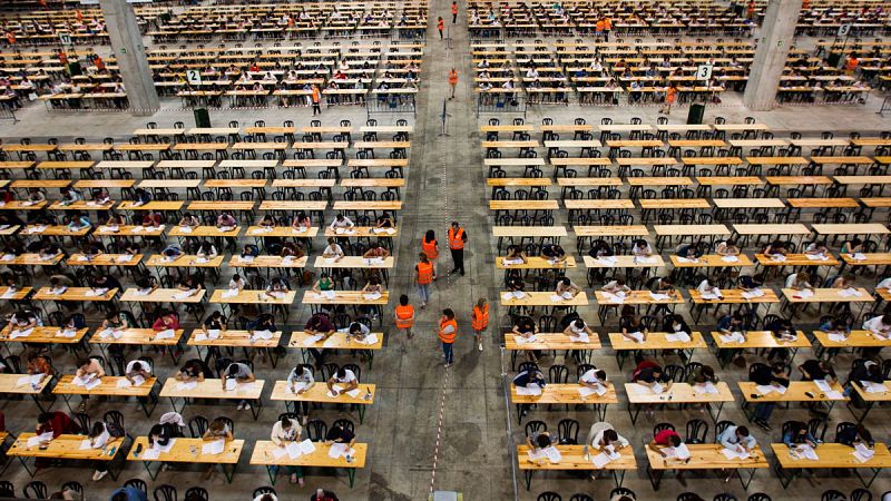 Madrid convoca 23.672 plazas de empleo público, más de la mitad de ellas, en Sanidad