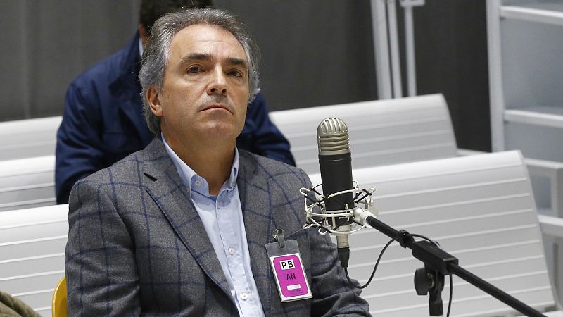 El promotor de la pitada al himno niega que comprara y repartiera silbatos en la Copa de 2015