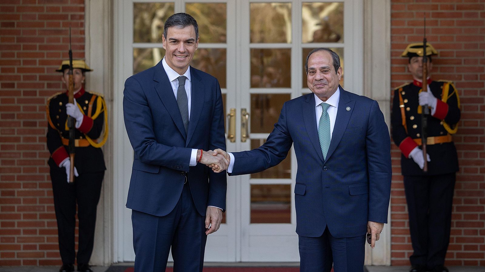 Sánchez y Al Sisi muestran su rechazo al "desplazamiento forzoso" de los gazatíes propuesto por Trump - Telediario 1 | Ver