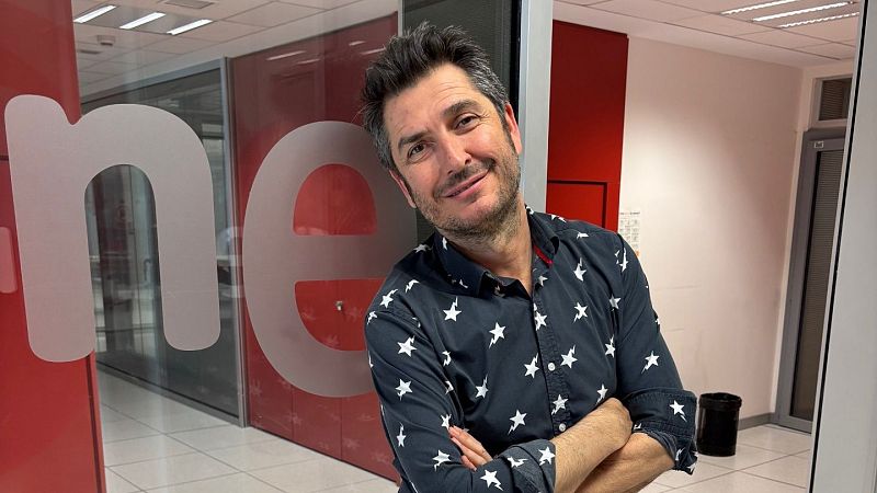 Carlos del Amor: "Vivimos en una sociedad 'marketiniana' en la que nos gusta más un cuadro por su firma"