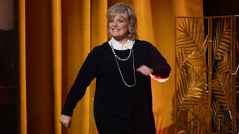 Tania Llasera confiesa por qué llamó Pepe Bowie a su hijo