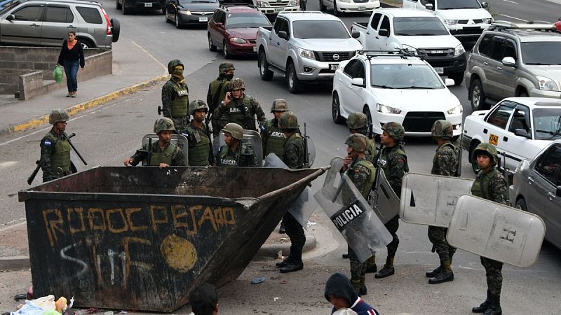 El Comisionado de DD.HH. de Honduras denuncia 16 muertos en las protestas por la crisis política